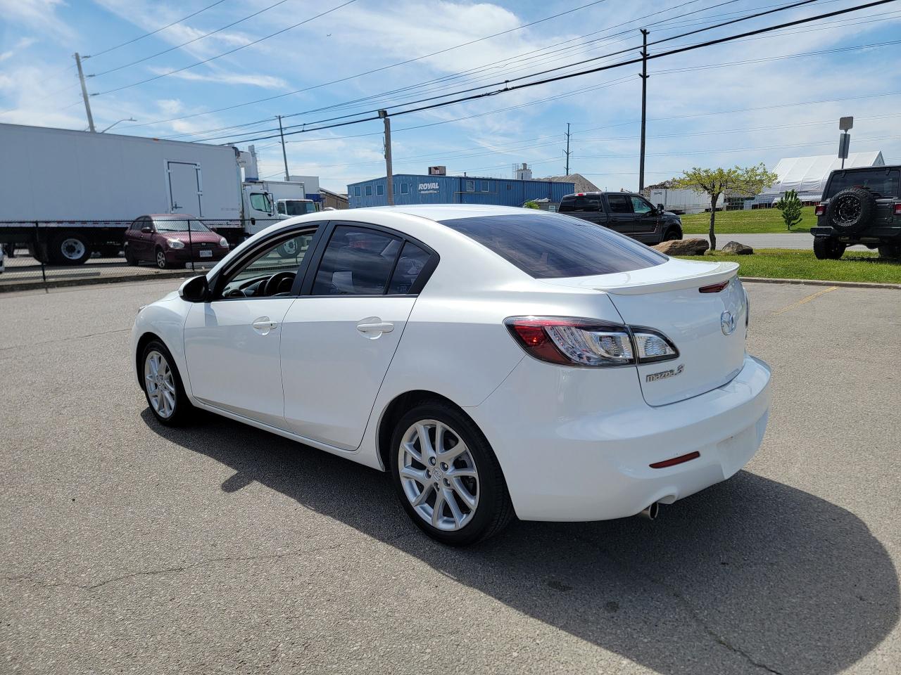 2012 Mazda MAZDA3 GT | LOW KMS | LIKE NEW - Photo #7