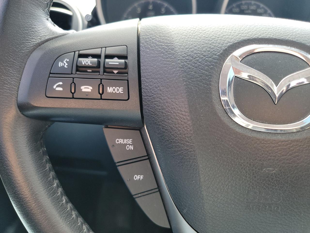 2012 Mazda MAZDA3 GT | LOW KMS | LIKE NEW - Photo #17