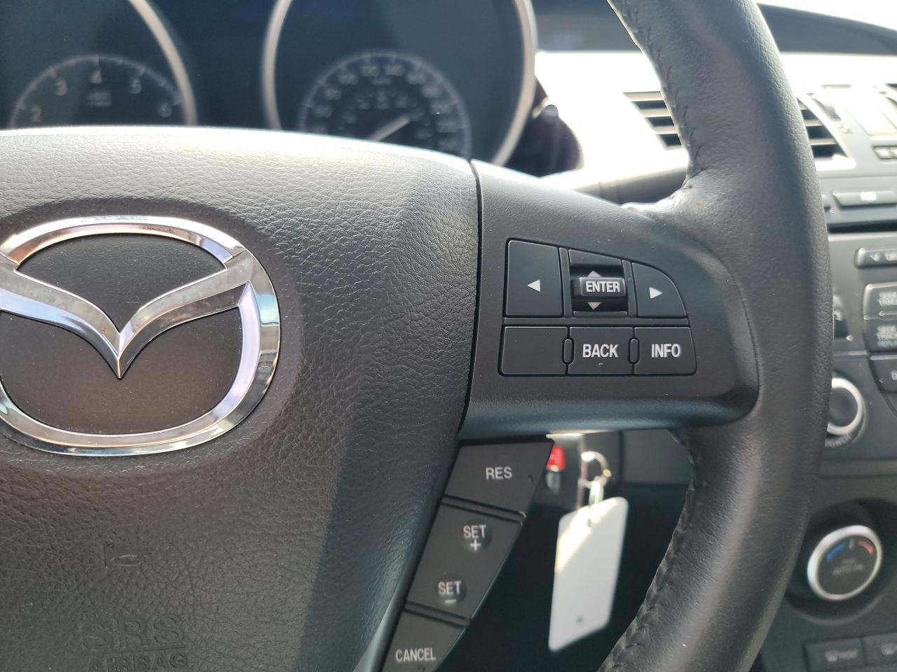 2012 Mazda MAZDA3 GT | LOW KMS | LIKE NEW - Photo #18