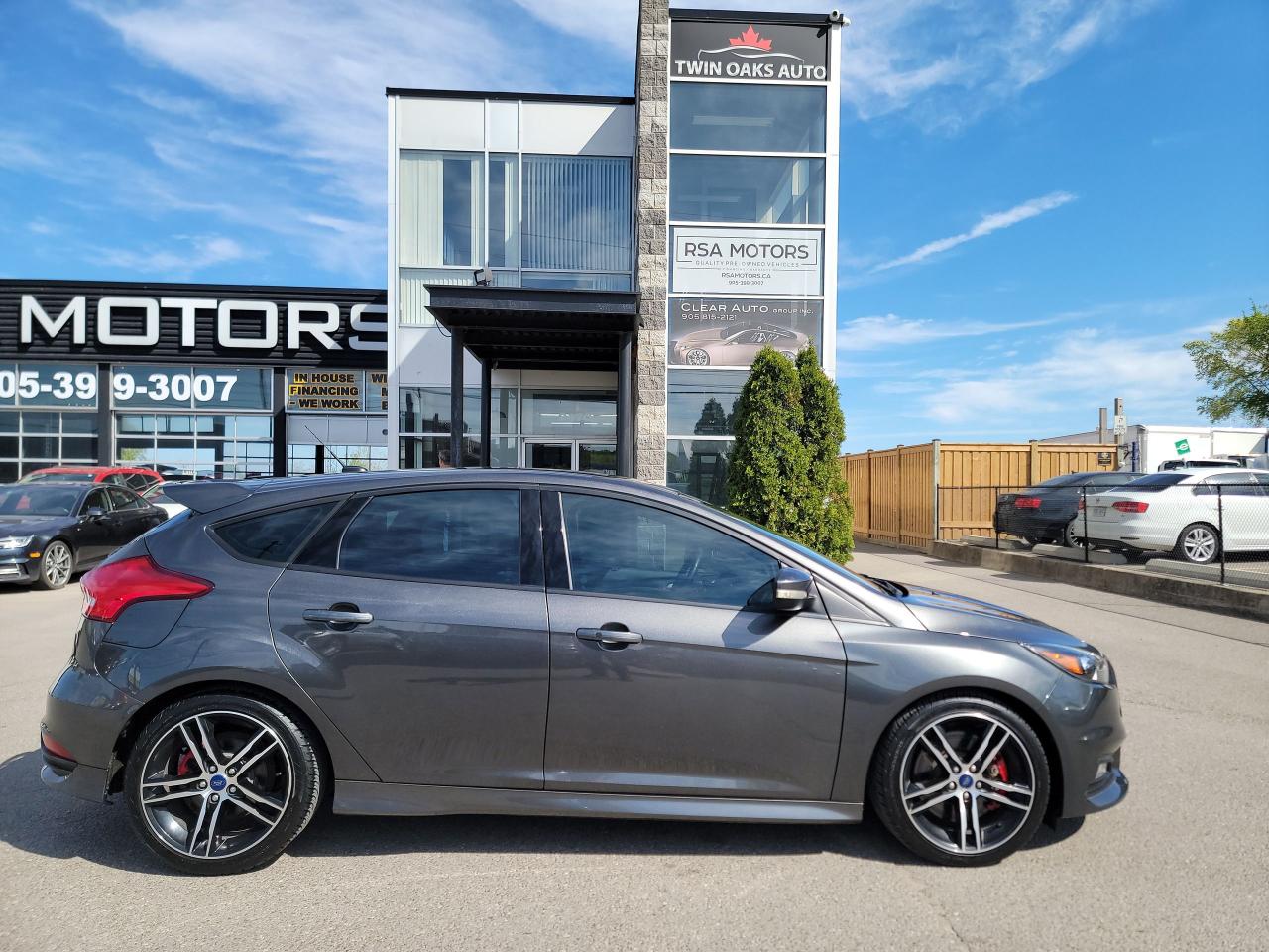 2016 Ford Focus ST | LOW KMS | LOADED - Photo #4