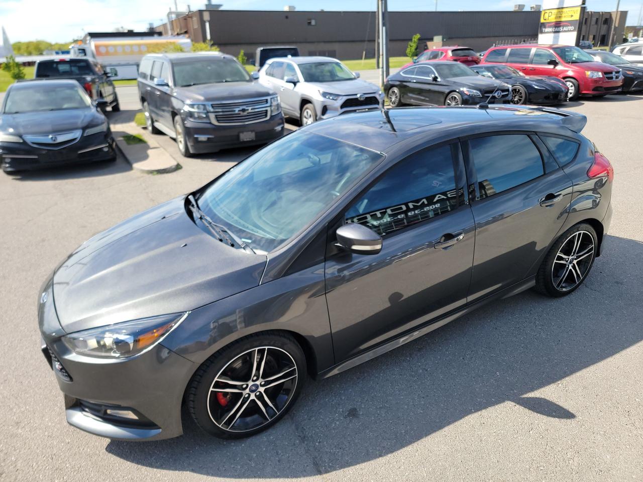 2016 Ford Focus ST | LOW KMS | LOADED - Photo #9