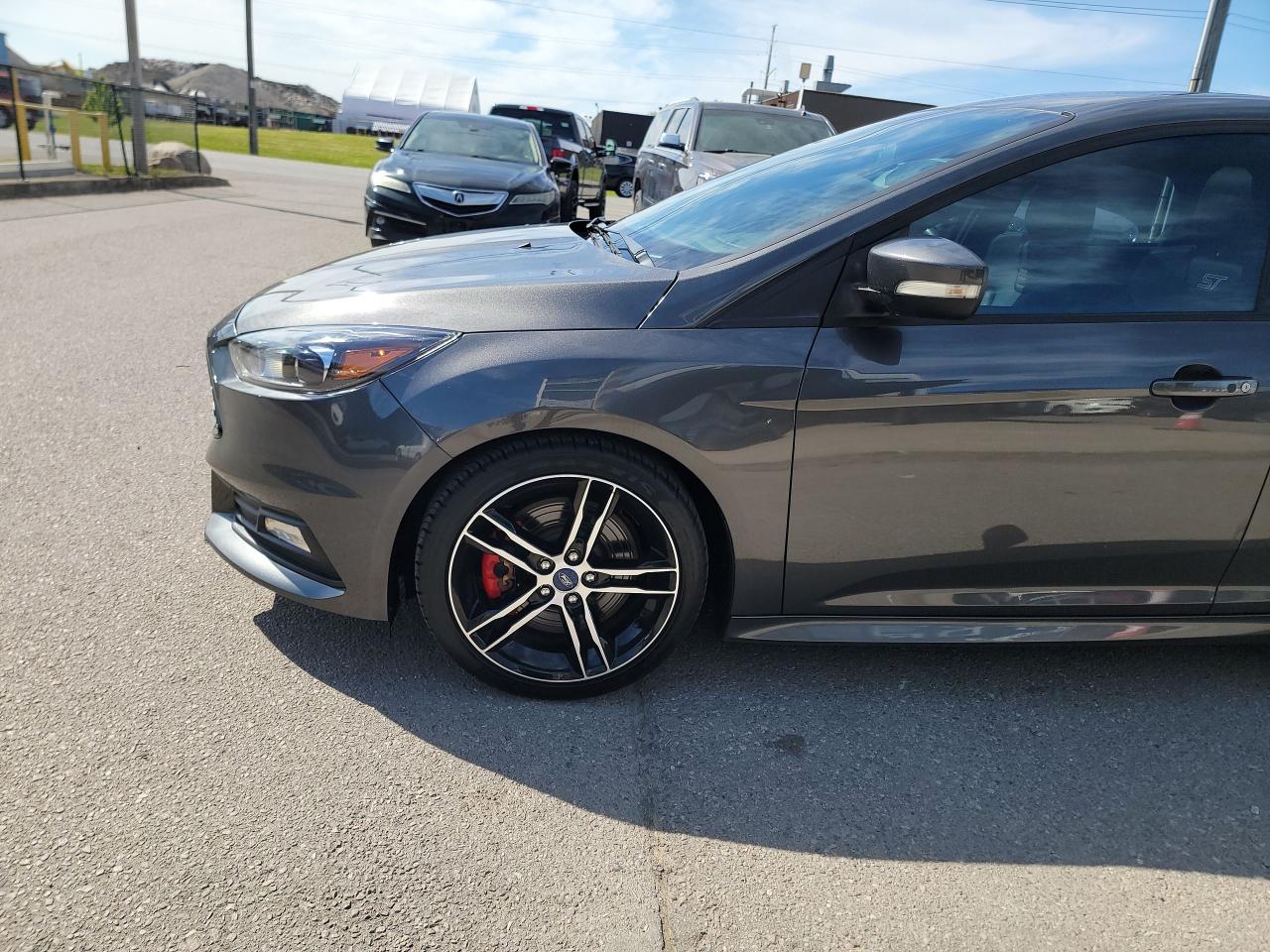 2016 Ford Focus ST | LOW KMS | LOADED - Photo #10
