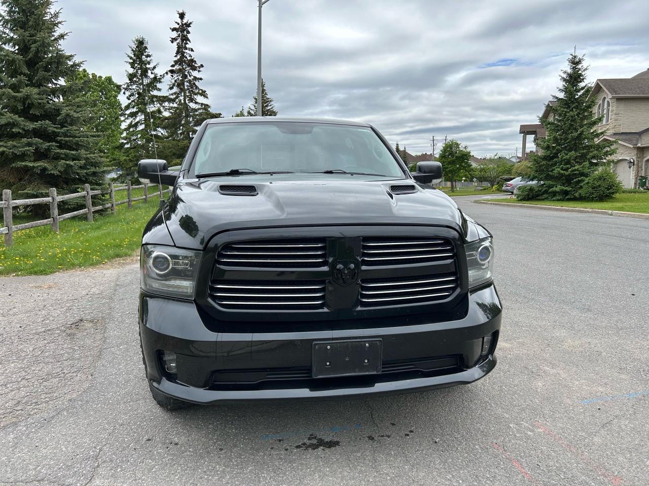 2016 RAM 1500 SPORT - Photo #4