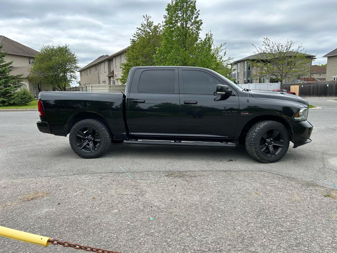 2016 RAM 1500 SPORT - Photo #3