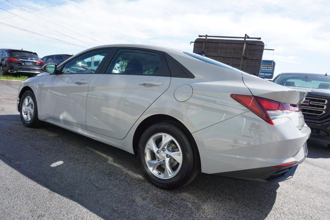 2022 Hyundai Elantra ESSENTIAL CERTIFIED *FREE ACCIDENT*HYUNDAI MAINTAIN* NAV CAMERA BLUETOOTH HEATED SEATS CRUISE ALLOYS - Photo #4