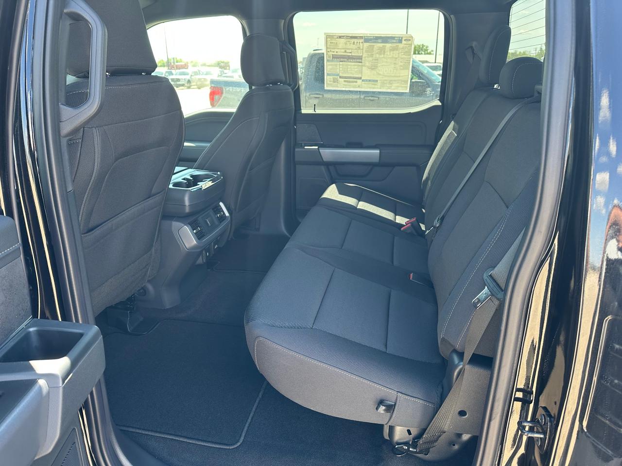 2025 Ford F-150 XLT 4WD SuperCrew 5.5' Box Photo5