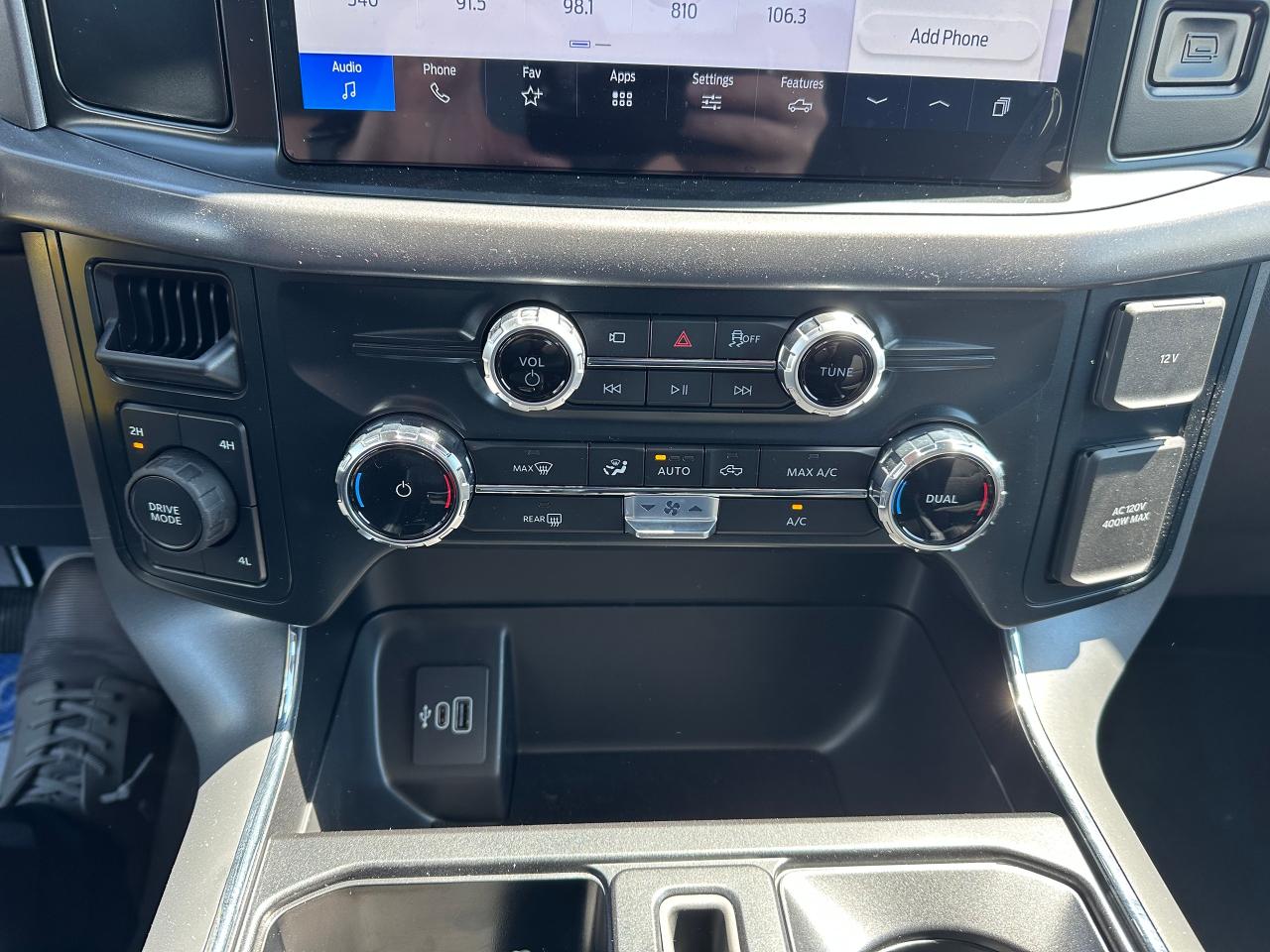 2025 Ford F-150 XLT 4WD SuperCrew 5.5' Box Photo5