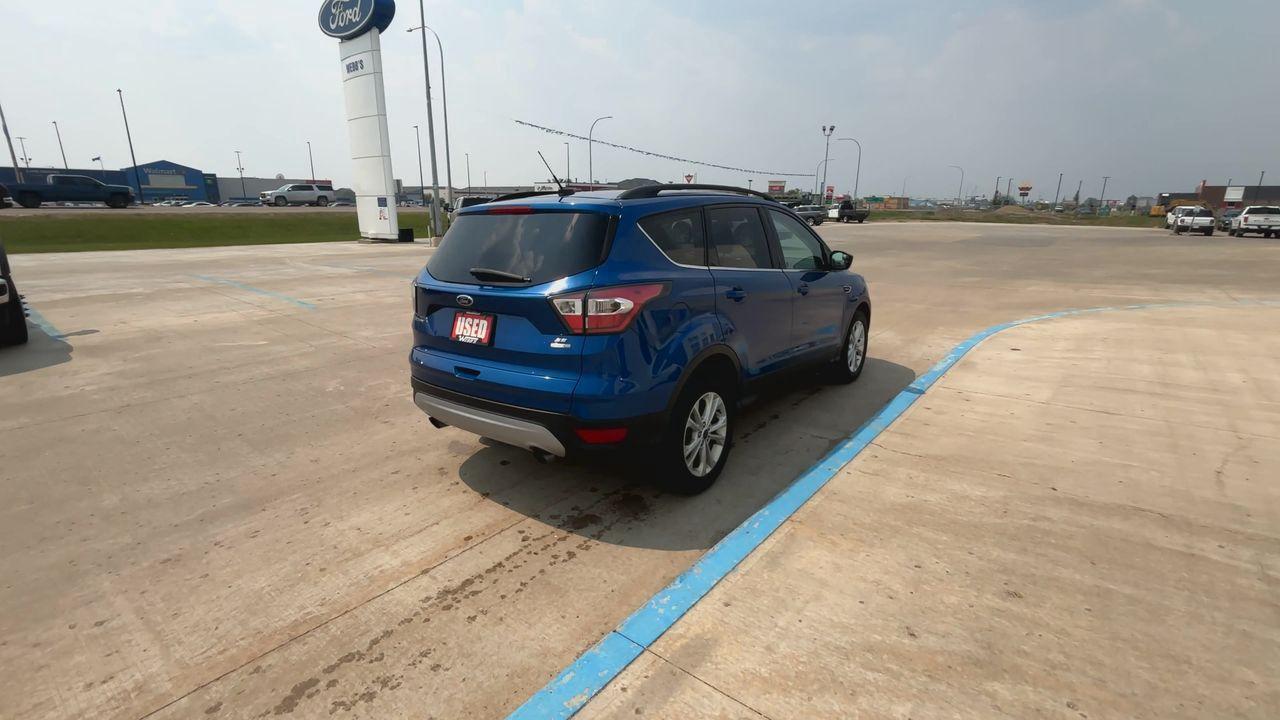 2017 Ford Escape SE 4WD 4DR Photo5