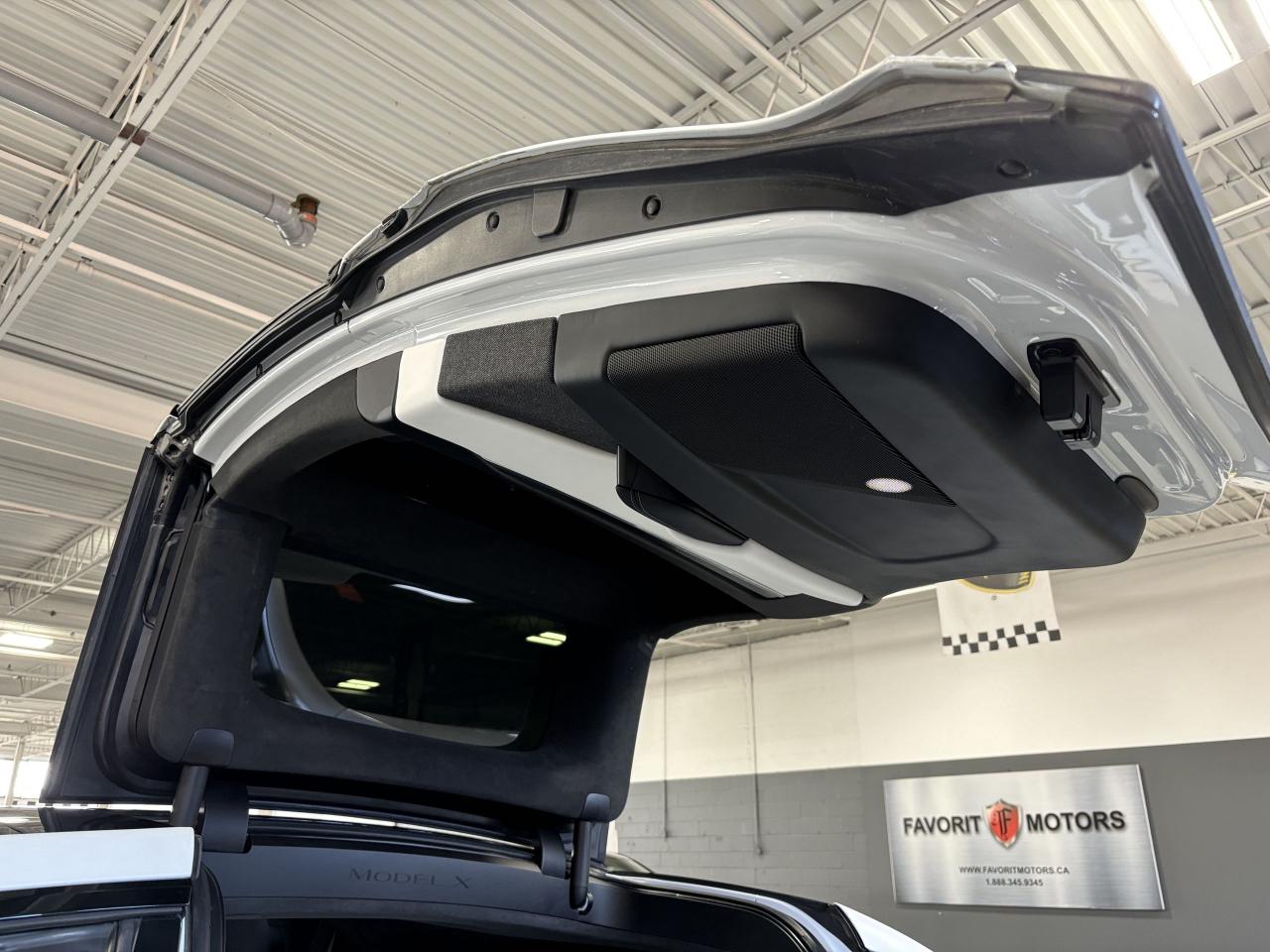 2022 Tesla Model X Plaid AWD|1020HP|6PASS|WHITEONWHITE|FSD|FULLPPF|++ - Photo #8