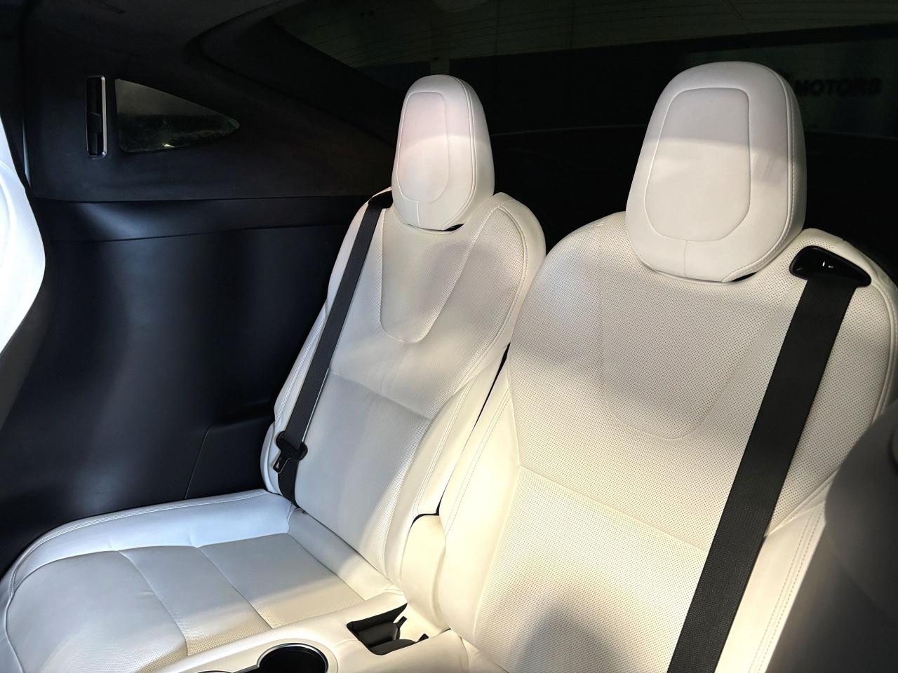 2022 Tesla Model X Plaid AWD|1020HP|6PASS|WHITEONWHITE|FSD|FULLPPF|++ - Photo #10