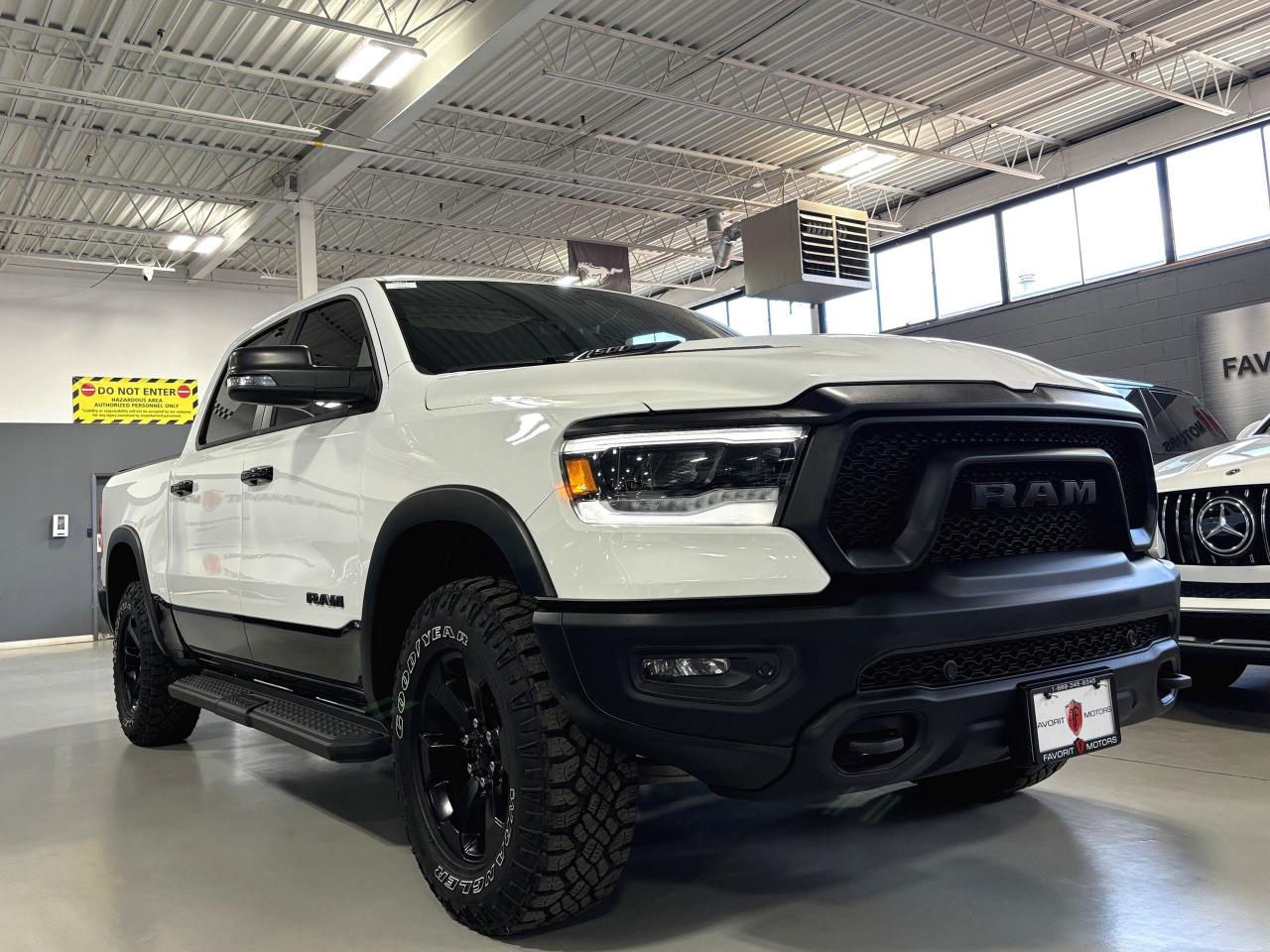 2023 RAM 1500 Rebel|V8HEMI|ETORQUE|4X4|CREW|HEADSUP|CLUSTERNAV|+ - Photo #2