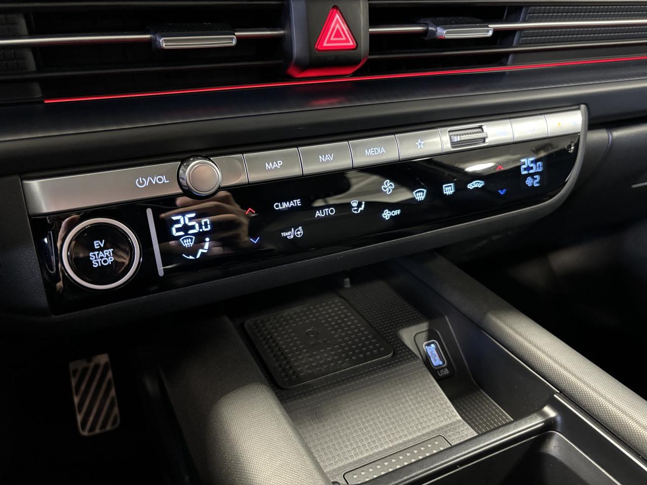 2024 Hyundai IONIQ 6 Preferred AWD|LONGRANGE|ULTIMATEPKG|NAV|BOSE|HUD|+ - Photo #48