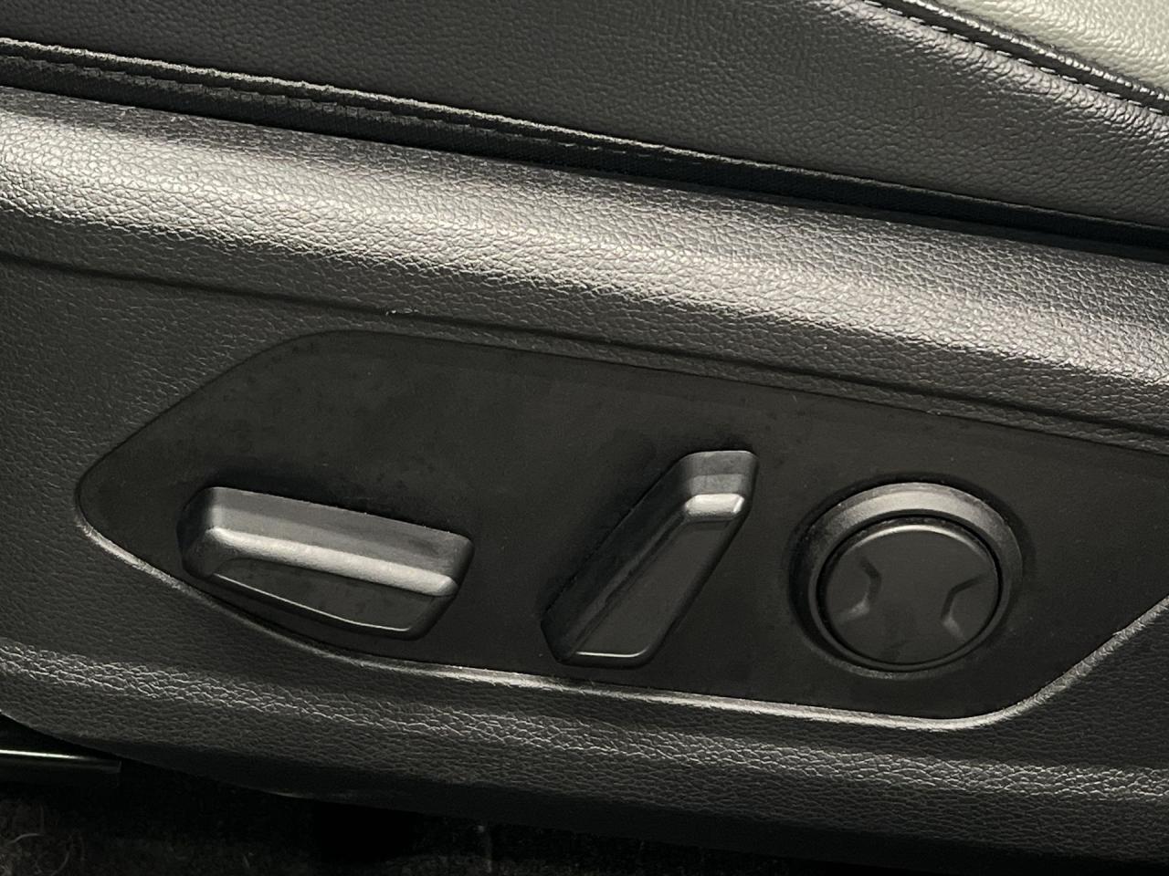 2023 Kia Sportage X-LINE LIMITED AWD | COOLED LEATHER | PANO ROOF Photo