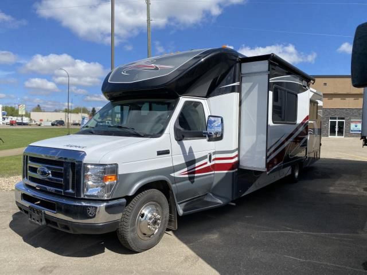 Used 2013 Ford WINEBEGO 30J E450 for sale in Stettler, AB
