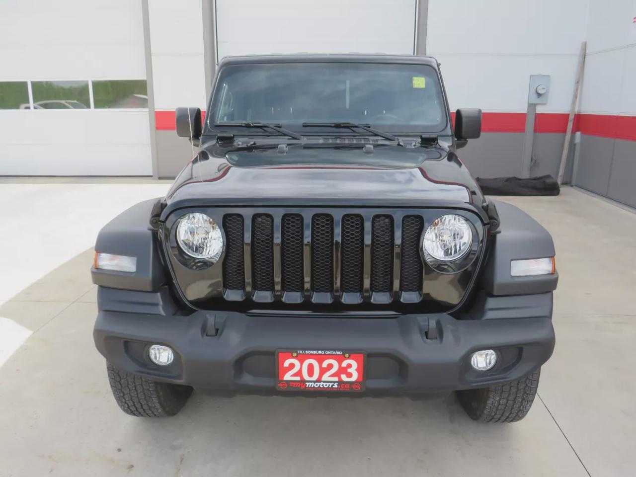 2023 Jeep Wrangler Sport (**CLEAN TITLE/NO ACCIDENTS**SAFETY/CERTIFIED**REMOVABLE HARDTOP**FOG LIGHTS**DIGITAL TOUCHSCREEN**REVERSE CAMERA**STOP&GO**) Photo