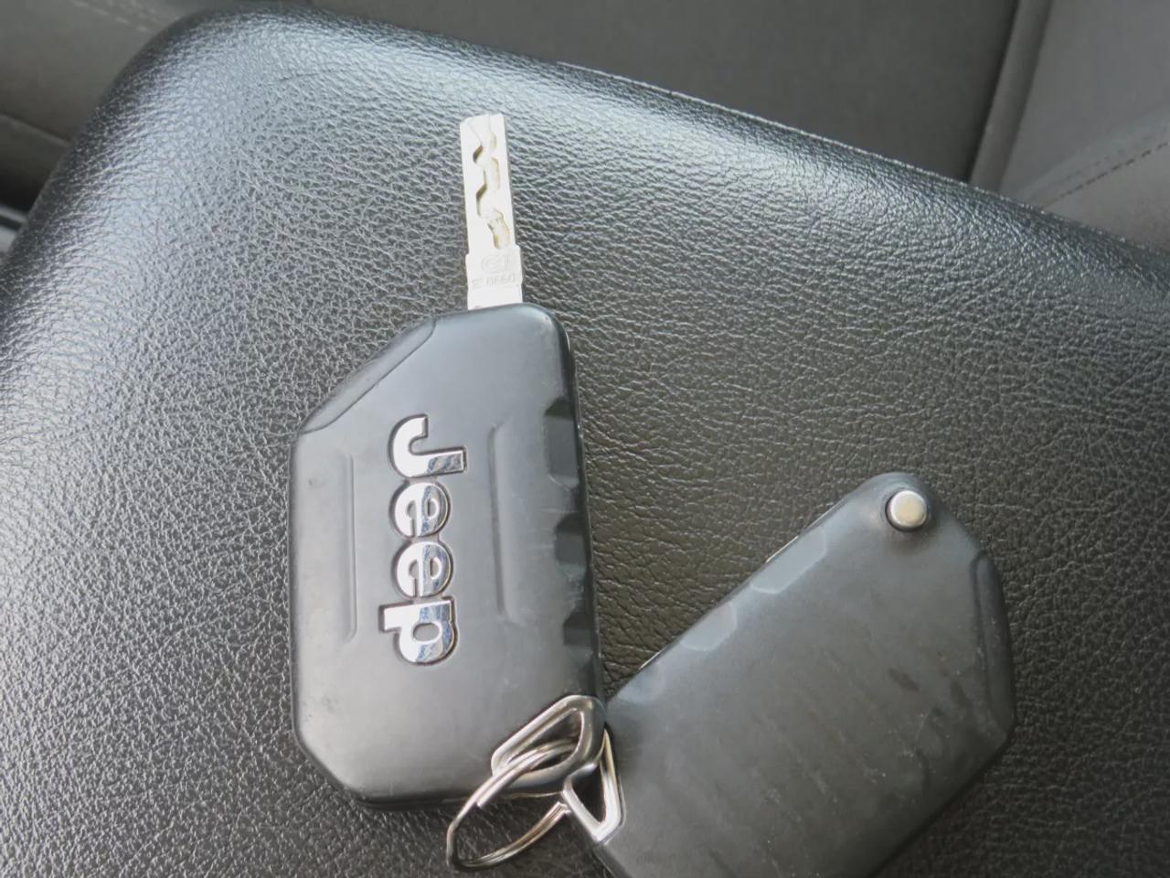 2023 Jeep Wrangler Sport (**CLEAN TITLE/NO ACCIDENTS**SAFETY/CERTIFIED**REMOVABLE HARDTOP**FOG LIGHTS**DIGITAL TOUCHSCREEN**REVERSE CAMERA**STOP&GO**) Photo