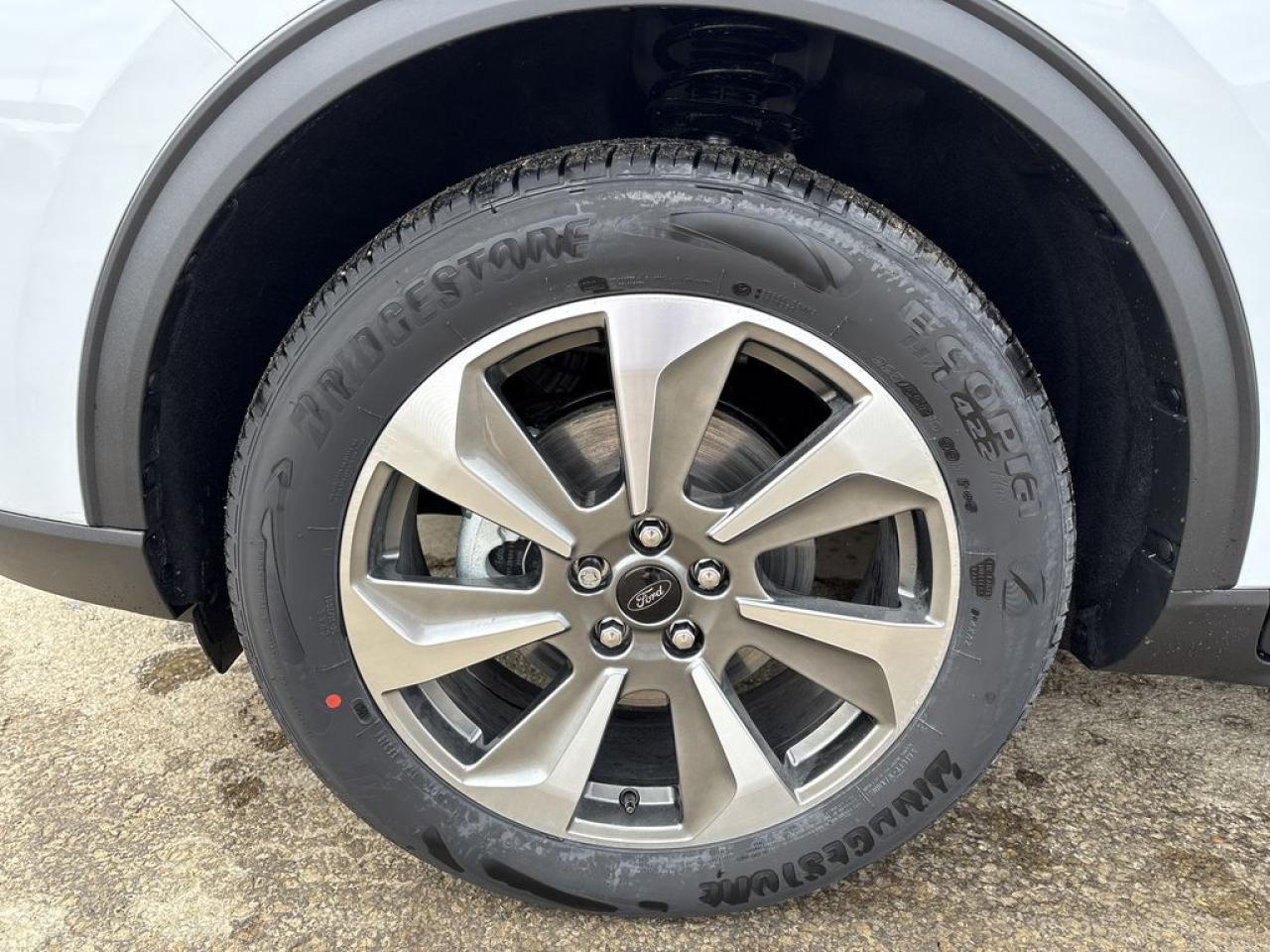 2025 Ford Escape Platinum 601A Photo5