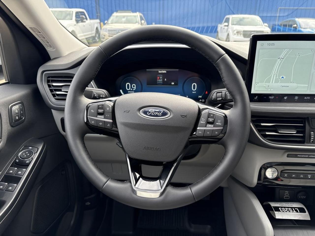2025 Ford Escape Platinum 601A Photo5