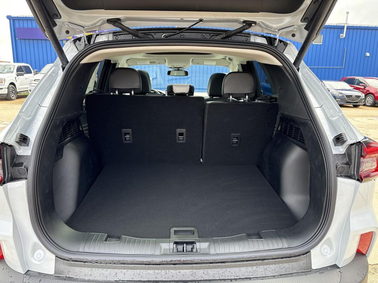 2025 Ford Escape Platinum 601A Photo5