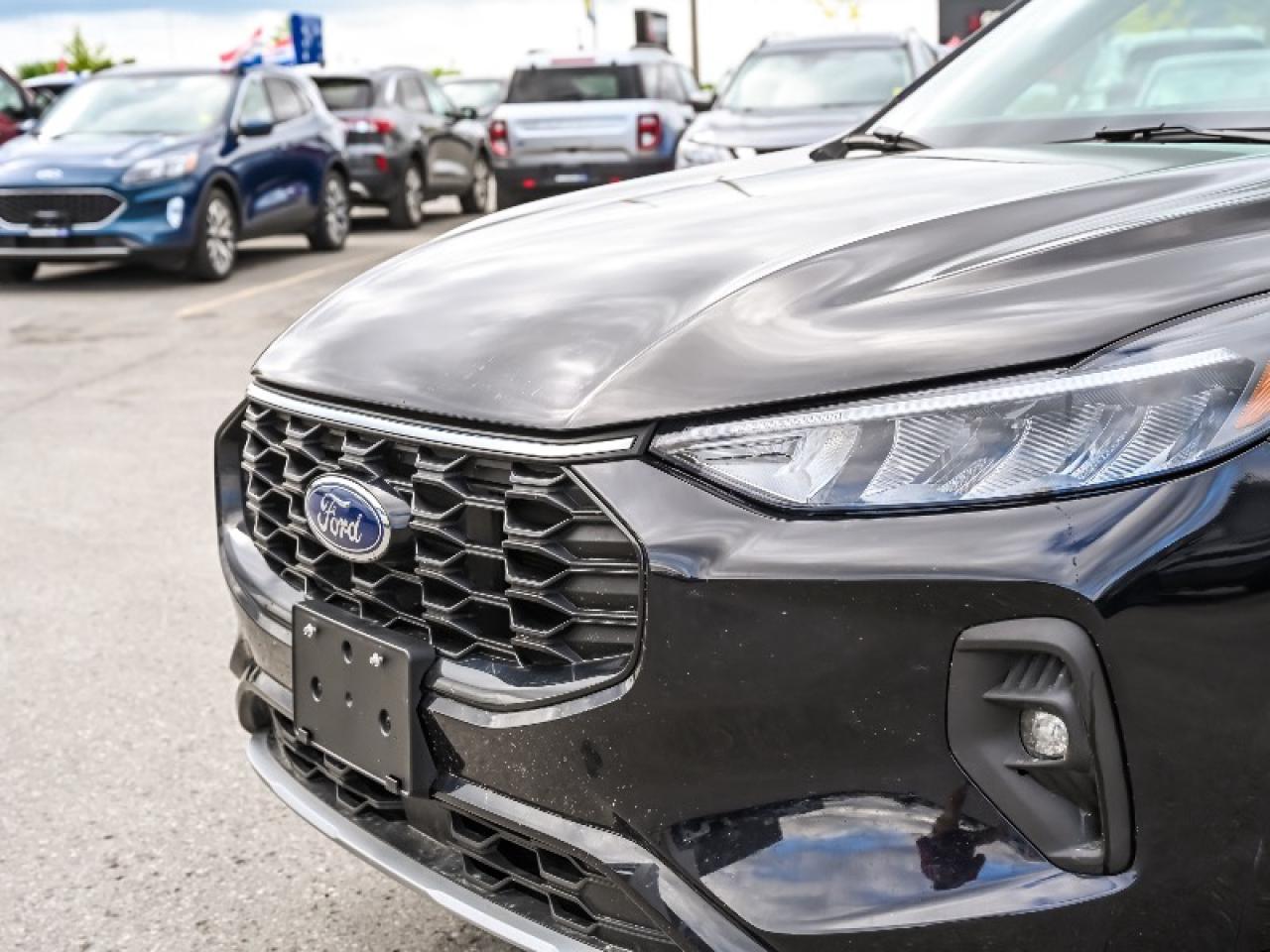 2023 Ford Escape ST-Line Select Photo