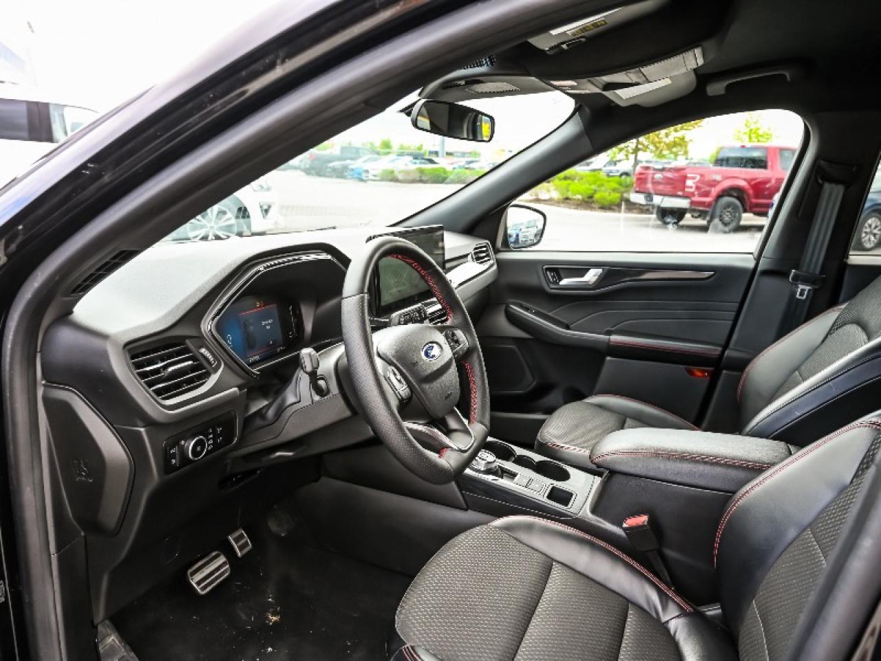 2023 Ford Escape ST-Line Select Photo