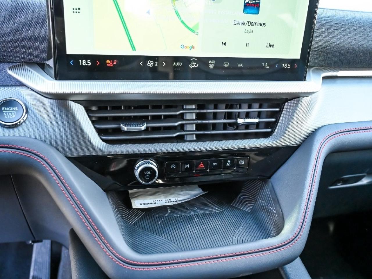 2025 Ford Explorer ST-Line Photo