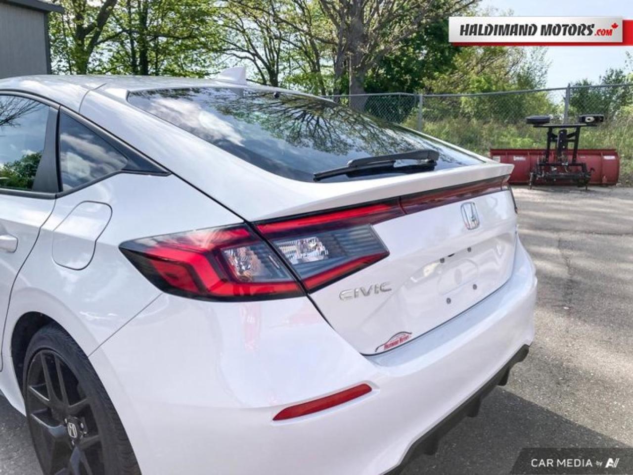 2024 Honda Civic Hatchback Sport Photo