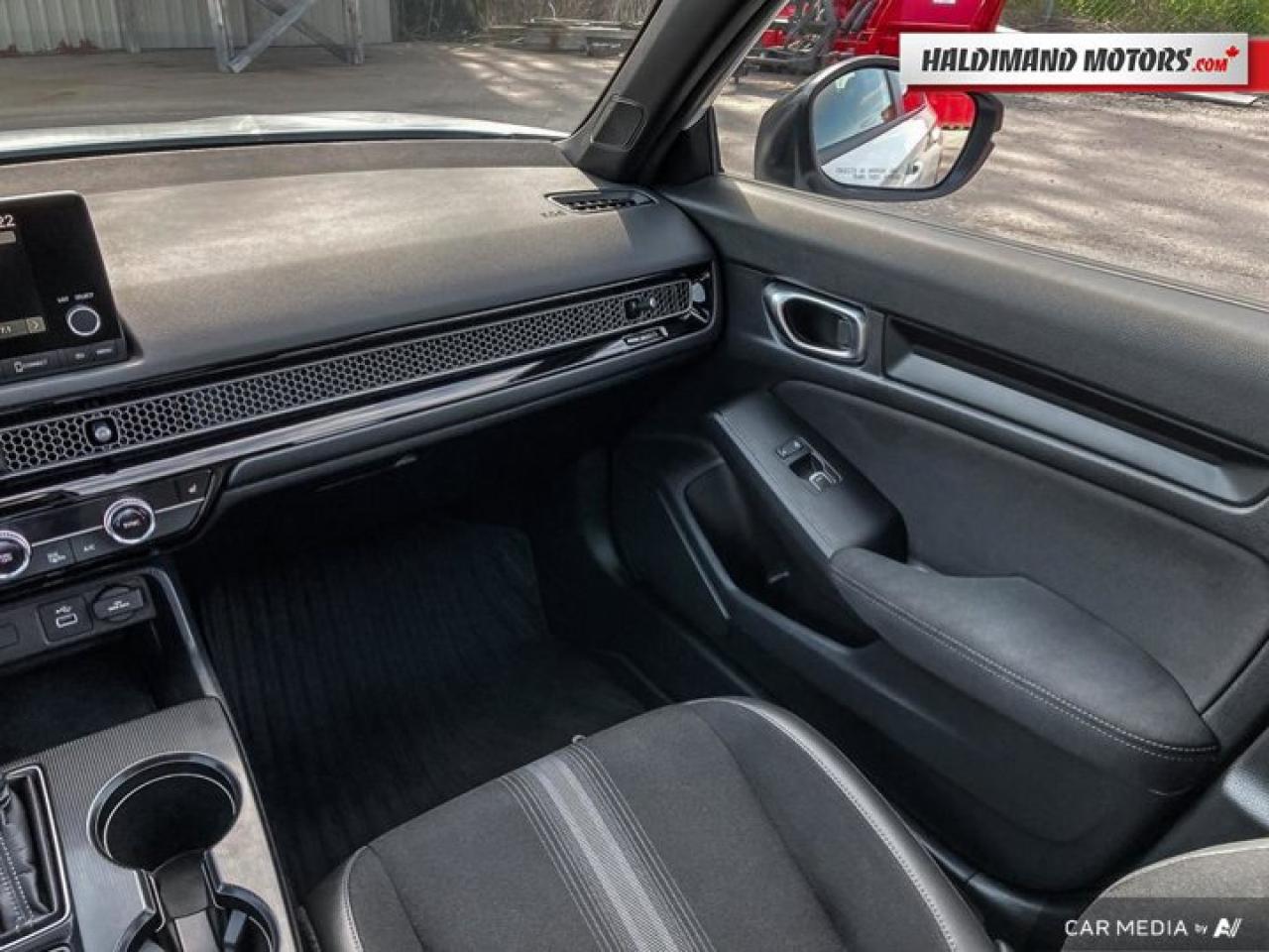 2024 Honda Civic Hatchback Sport Photo