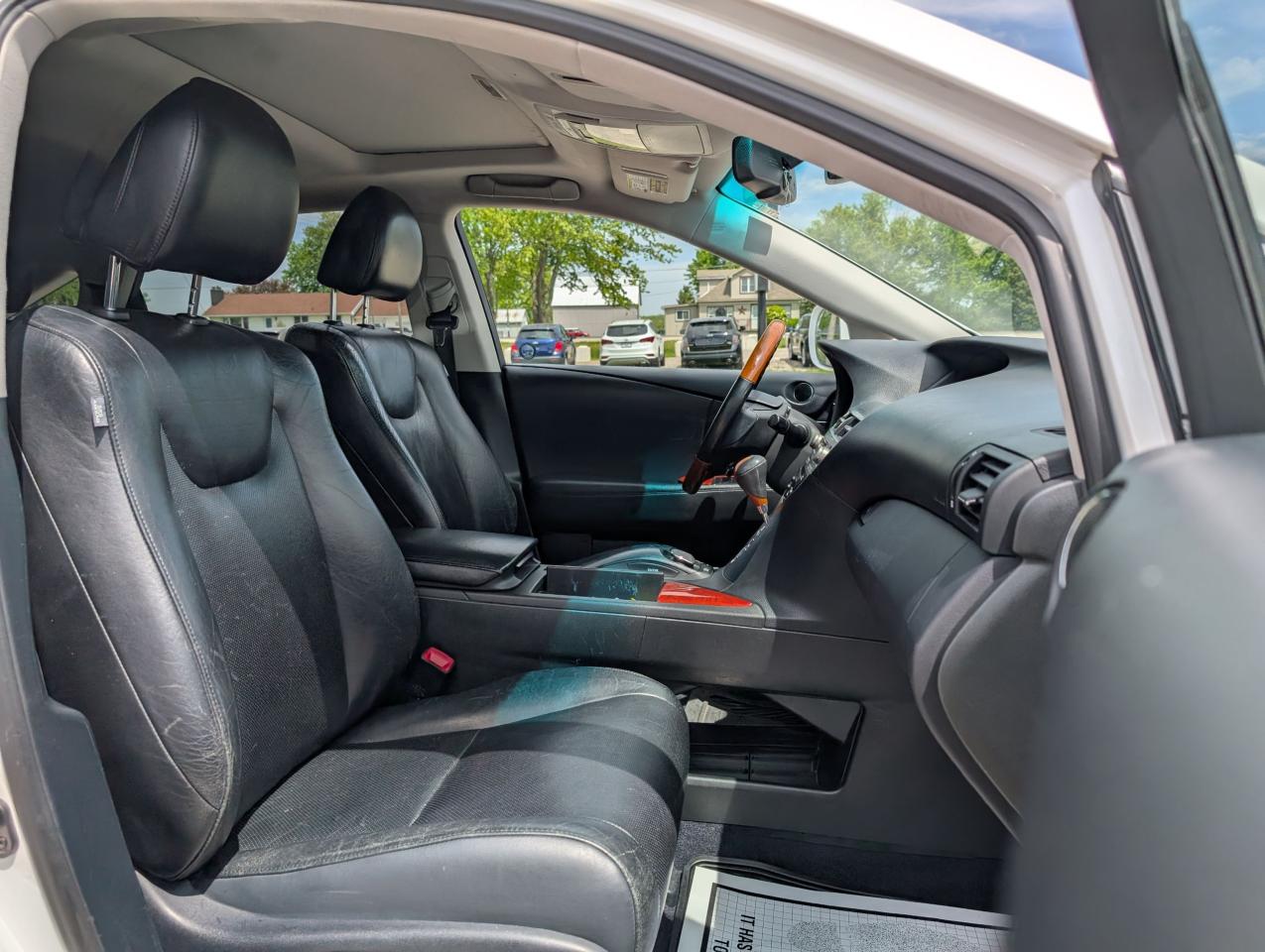 2012 Lexus RX 450h  - Photo #24