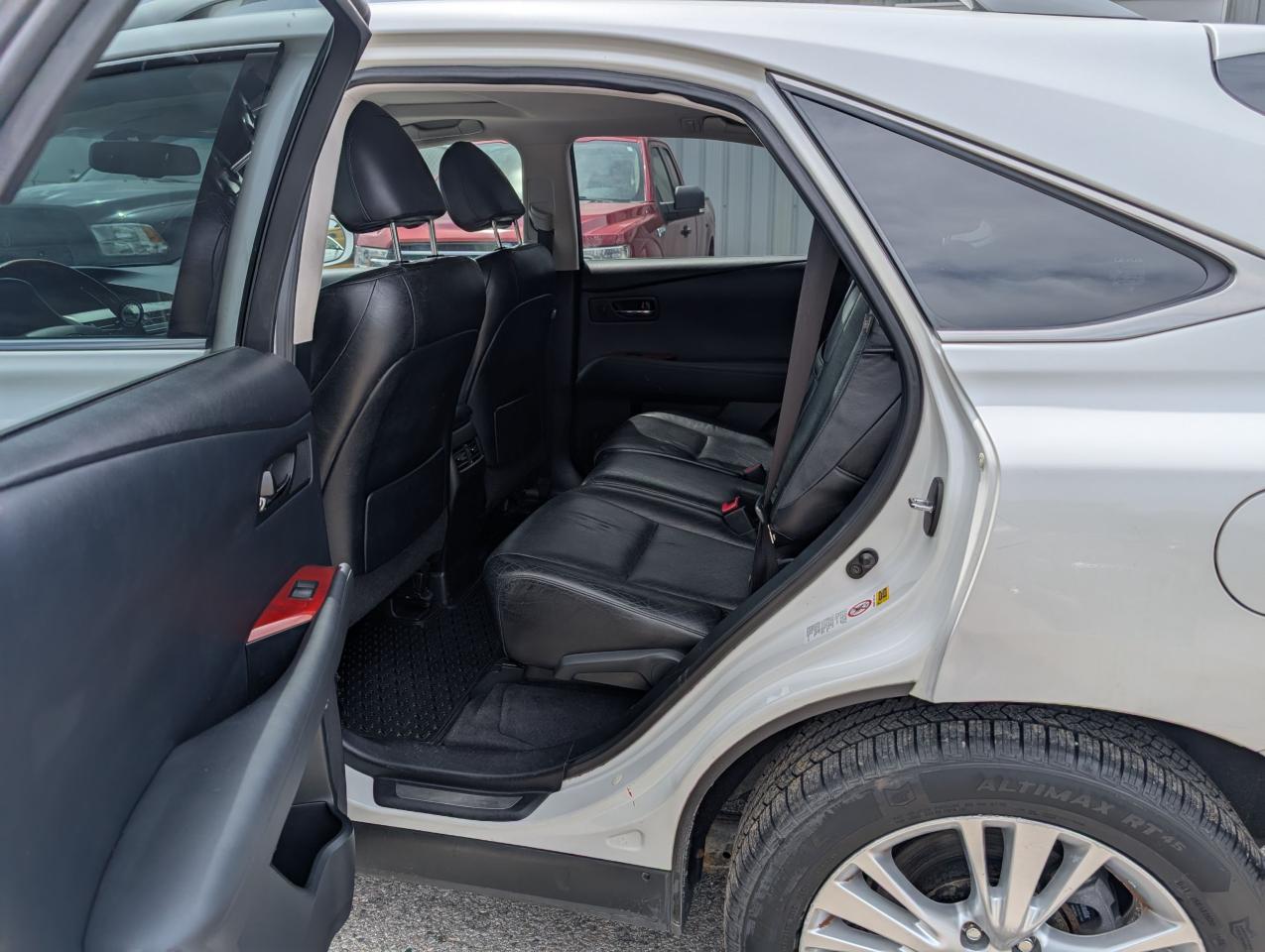 2012 Lexus RX 450h  - Photo #15