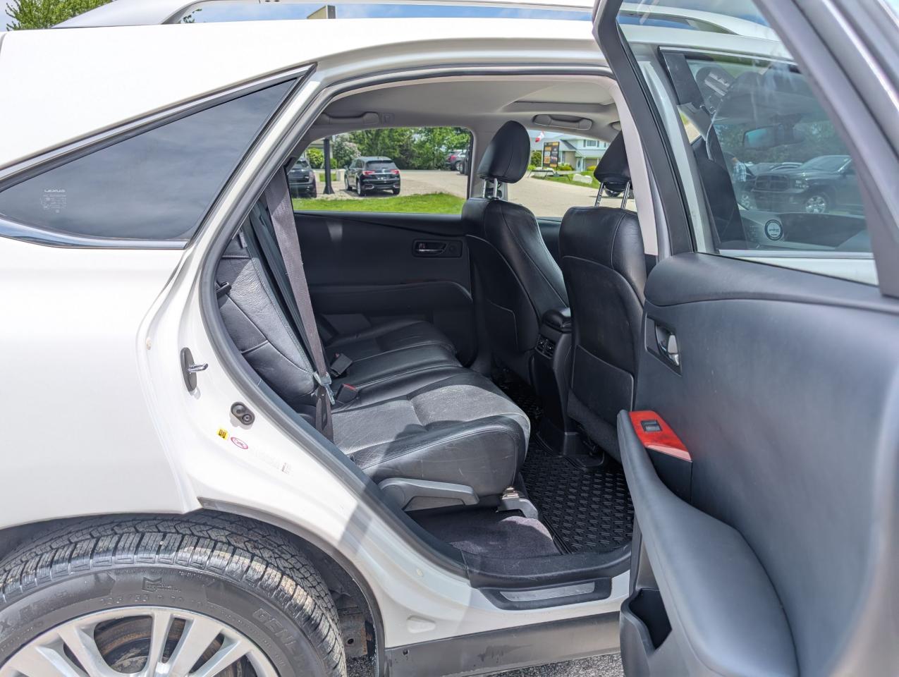 2012 Lexus RX 450h  - Photo #19