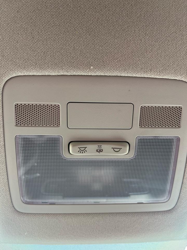 2022 Hyundai Venue Essential Photo
