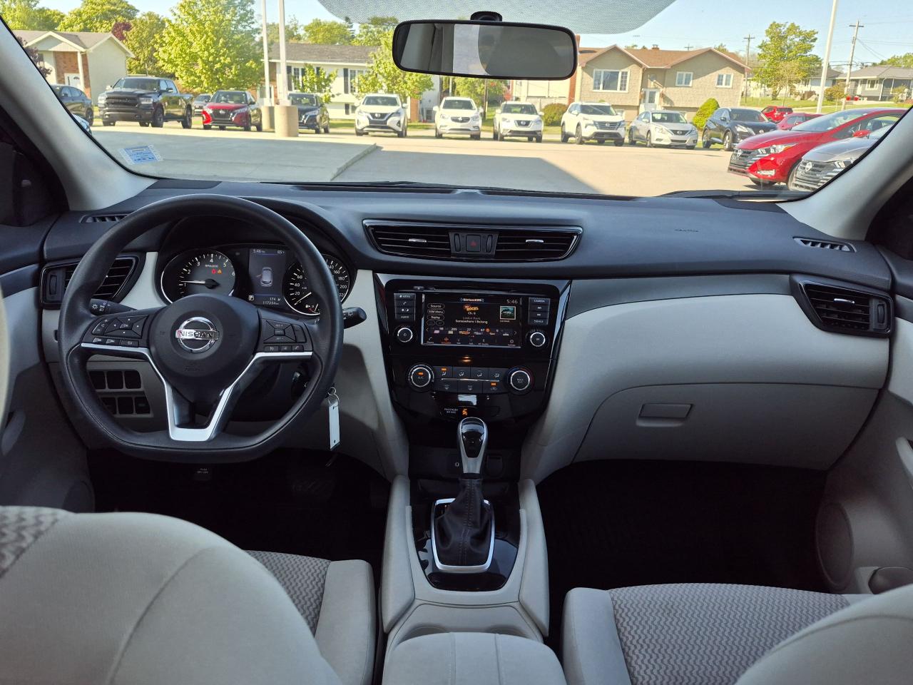 2019 Nissan Qashqai S AWD Photo12
