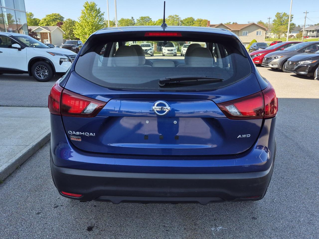 2019 Nissan Qashqai S AWD Photo4