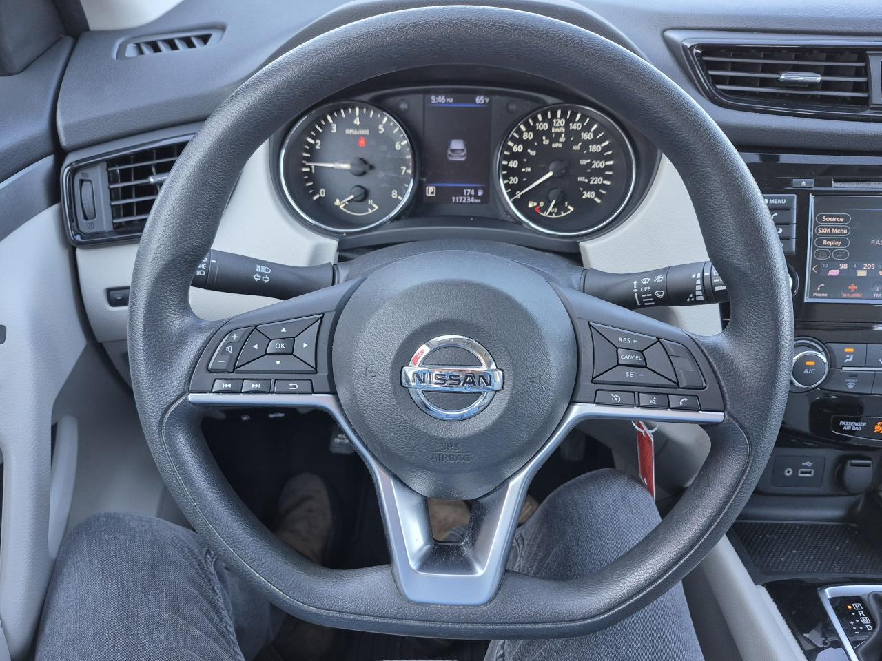 2019 Nissan Qashqai S AWD Photo7