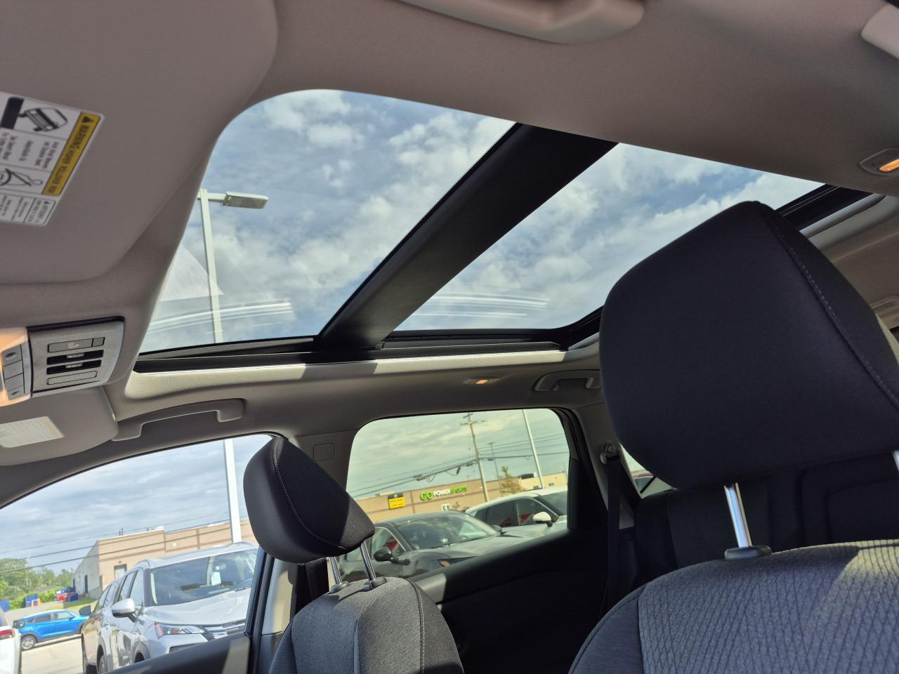 2025 Nissan Rogue SV MOONROOF Photo12