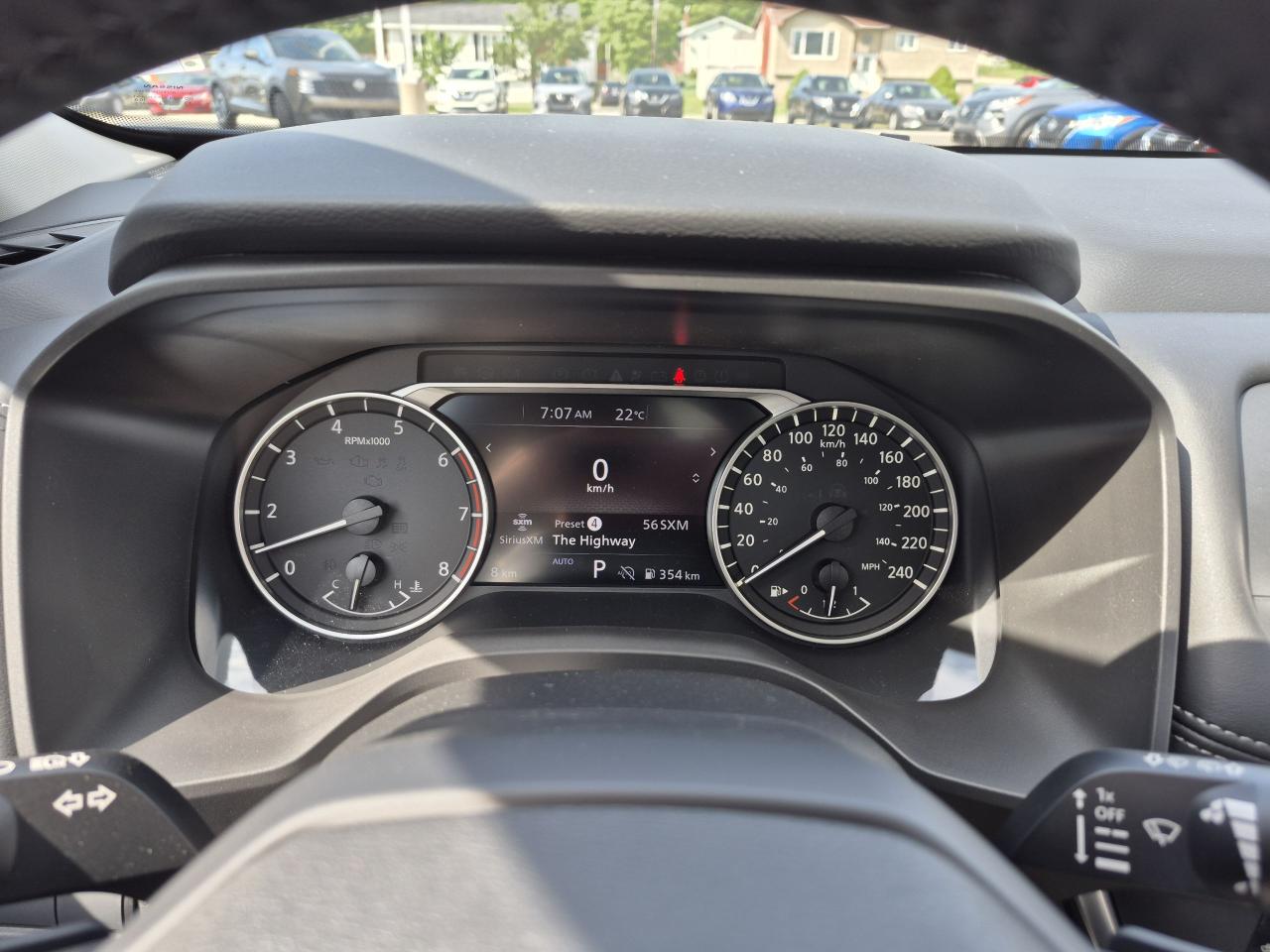 2025 Nissan Rogue SV MOONROOF Photo8