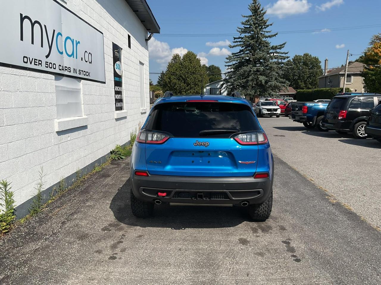 Used 2020 Jeep Cherokee Trailhawk 3.2L TRAILHAWK ELITE 4X4!!!! SUNROOF. BACKUP CAM. HEATED SEATS. LEATHER. NAV. PWR GROUP. A/C. CRUISE for sale in North Bay, ON