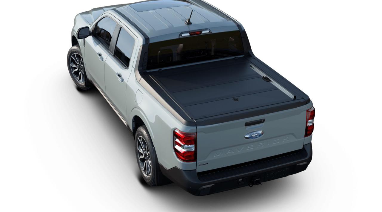 2024 Ford Maverick Lariat Photo1