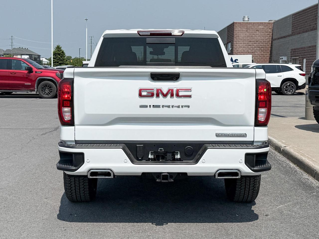 2025 GMC Sierra 1500 Elevation 5.3L V8 WITH REMOTE START/ENTRY, HEATED SEATS, HEATED STEERING WHEEL, CRUISE CONTROL, HD REAR VISION CAMERA, BOSE SOUND SYSTEM Photo