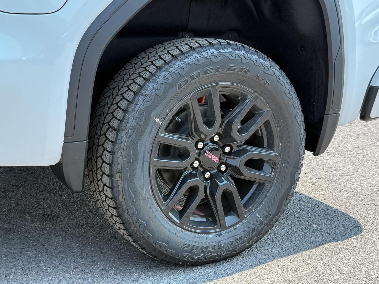 2025 GMC Sierra 1500 Elevation 5.3L V8 WITH REMOTE START/ENTRY, HEATED SEATS, HEATED STEERING WHEEL, CRUISE CONTROL, HD REAR VISION CAMERA, BOSE SOUND SYSTEM Photo