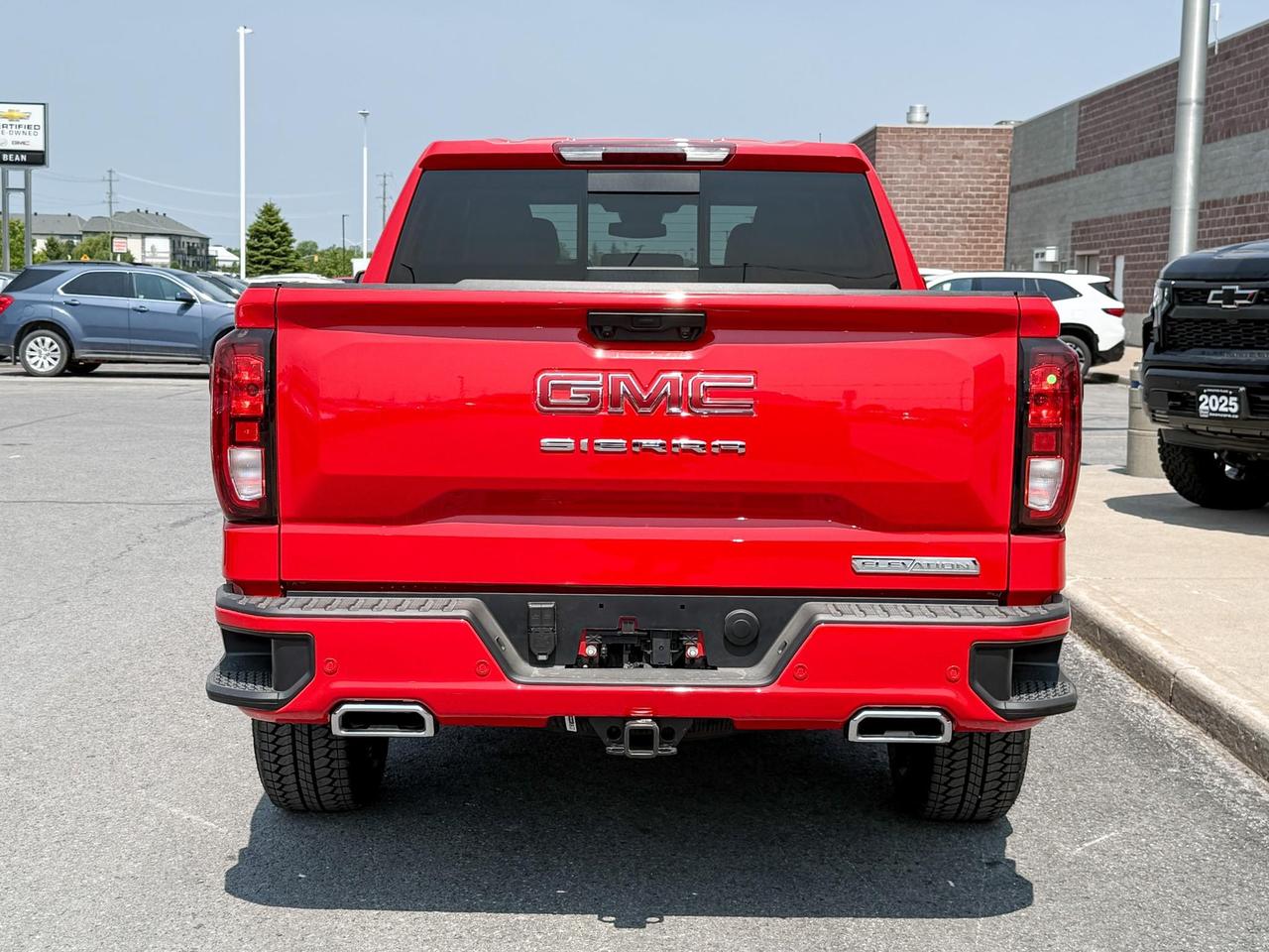 2025 GMC Sierra 1500 Elevation 5.3L V8 WITH REMOTE START/ENTRY, HEATED SEATS, HEATED STEERING WHEEL, CRUISE CONTROL, HD REAR VISION CAMERA, BOSE SOUND SYSTEM Photo
