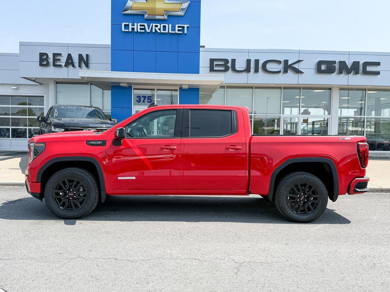 2025 GMC Sierra 1500 Elevation 5.3L V8 WITH REMOTE START/ENTRY, HEATED SEATS, HEATED STEERING WHEEL, CRUISE CONTROL, HD REAR VISION CAMERA, BOSE SOUND SYSTEM Photo1