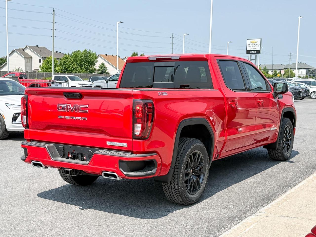 2025 GMC Sierra 1500 Elevation 5.3L V8 WITH REMOTE START/ENTRY, HEATED SEATS, HEATED STEERING WHEEL, CRUISE CONTROL, HD REAR VISION CAMERA, BOSE SOUND SYSTEM Photo