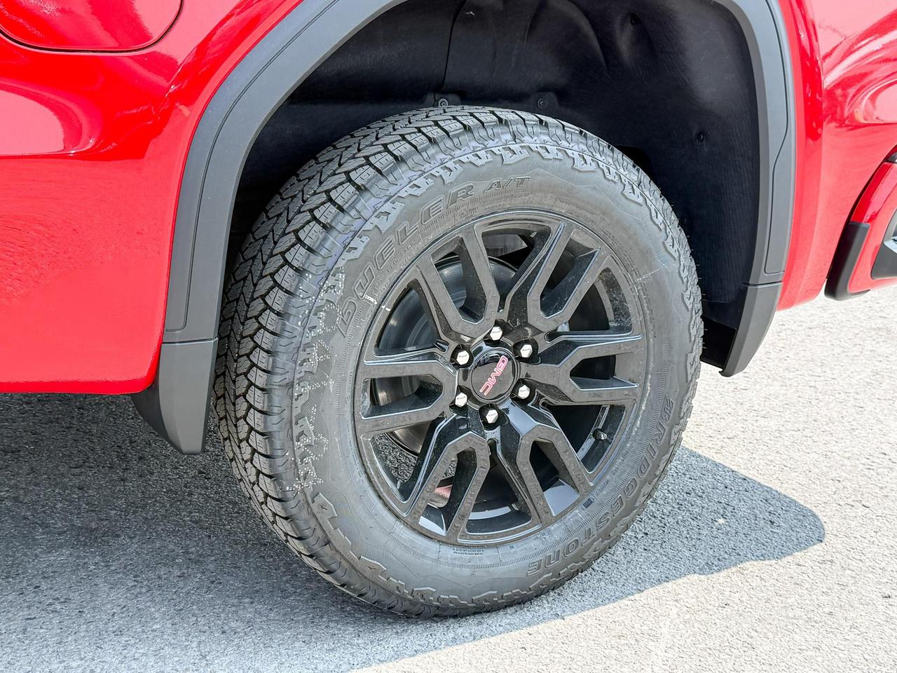 2025 GMC Sierra 1500 Elevation 5.3L V8 WITH REMOTE START/ENTRY, HEATED SEATS, HEATED STEERING WHEEL, CRUISE CONTROL, HD REAR VISION CAMERA, BOSE SOUND SYSTEM Photo