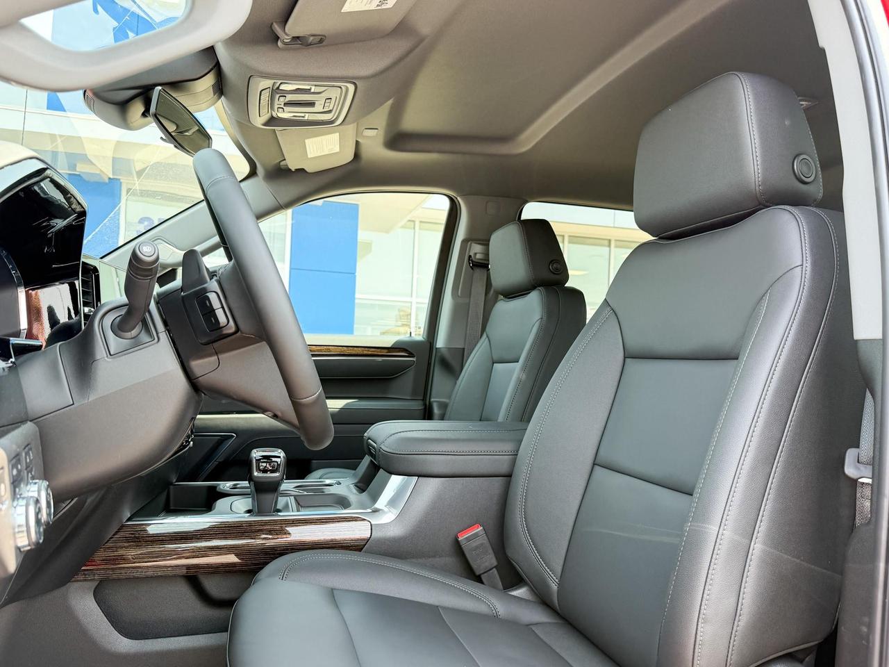 2025 GMC Sierra 1500 Elevation 5.3L V8 WITH REMOTE START/ENTRY, HEATED SEATS, HEATED STEERING WHEEL, CRUISE CONTROL, HD REAR VISION CAMERA, BOSE SOUND SYSTEM Photo