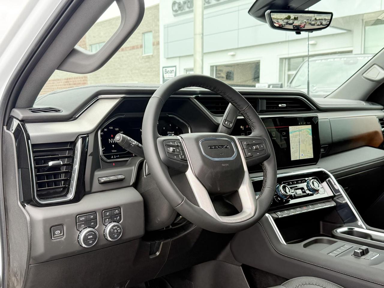 2025 GMC Sierra 2500 HD Denali DURAMAX 6.6L V8 WITH REMOTE START/ENTRY, HEATED SEATS, HEATED STEERING WHEEL, VENTILATED SEATS, HD SURROUND VISION Photo