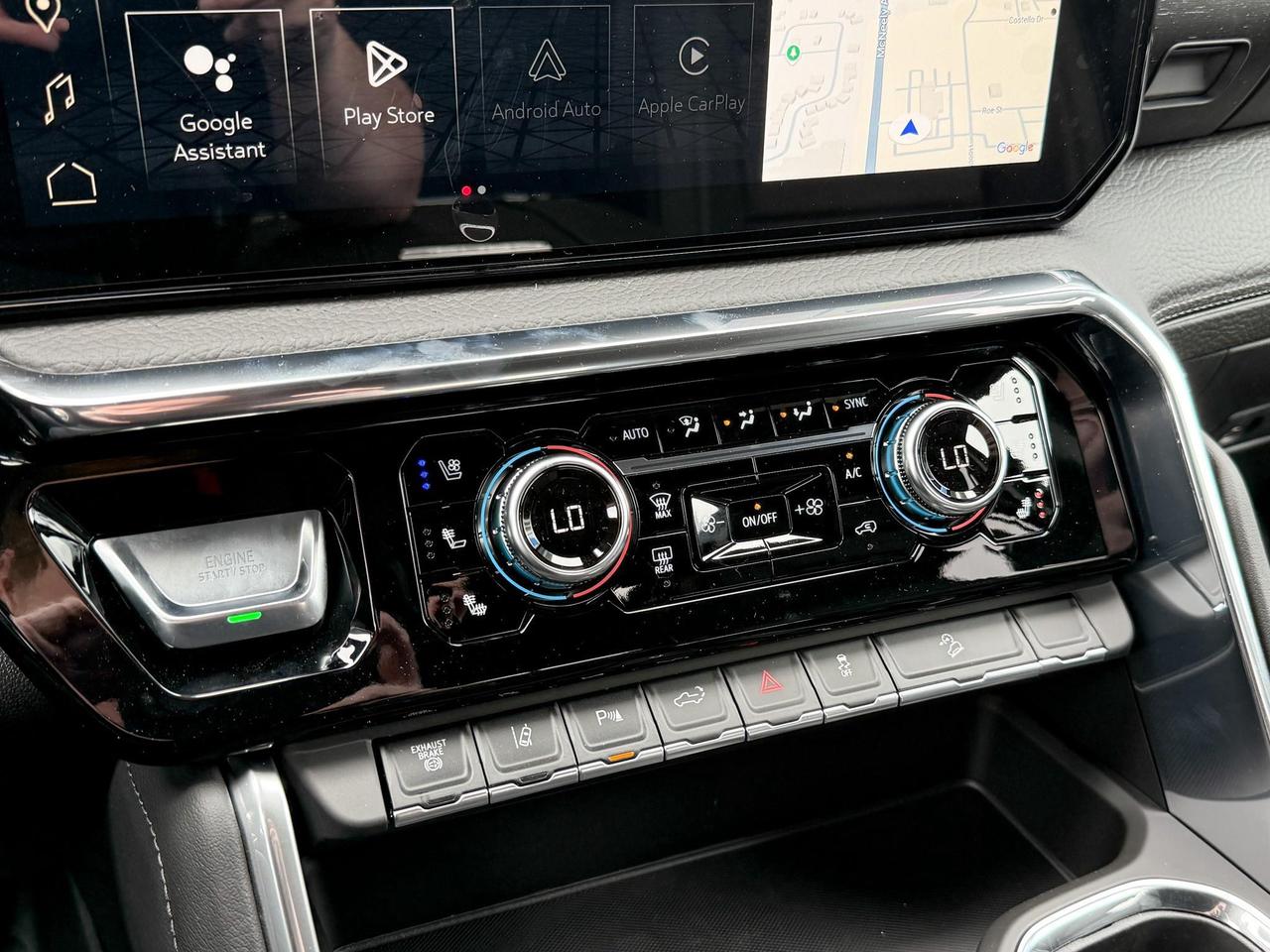 2025 GMC Sierra 2500 HD Denali DURAMAX 6.6L V8 WITH REMOTE START/ENTRY, HEATED SEATS, HEATED STEERING WHEEL, VENTILATED SEATS, HD SURROUND VISION Photo