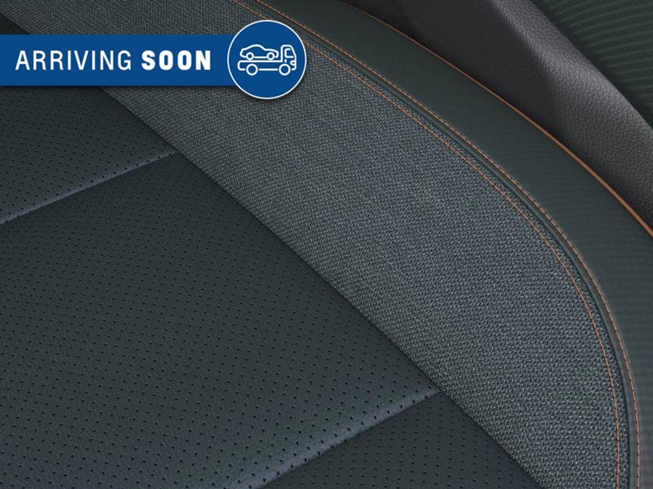 2025 GMC Acadia AT4 2.5L 4 CYL WITH REMOTE START/ENTRY, HEATED SEATS, HEATED STEERING WHEEL, POWER LIFTGATE, HD SURROUND SOUND Photo