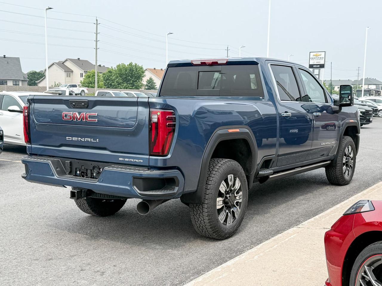 2025 GMC Sierra 2500 HD Denali DURAMAX 6.6L V8 WITH REMOTE START/ENTRY, HEATED SEATS, HEATED STEERING WHEEL, VENTILATED SEATS, HD SURROUND VISION Photo